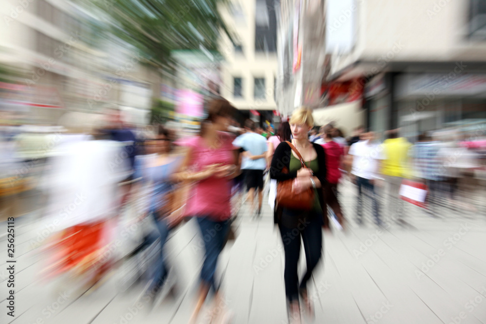 Fototapeta premium Girlfriends goes shopping