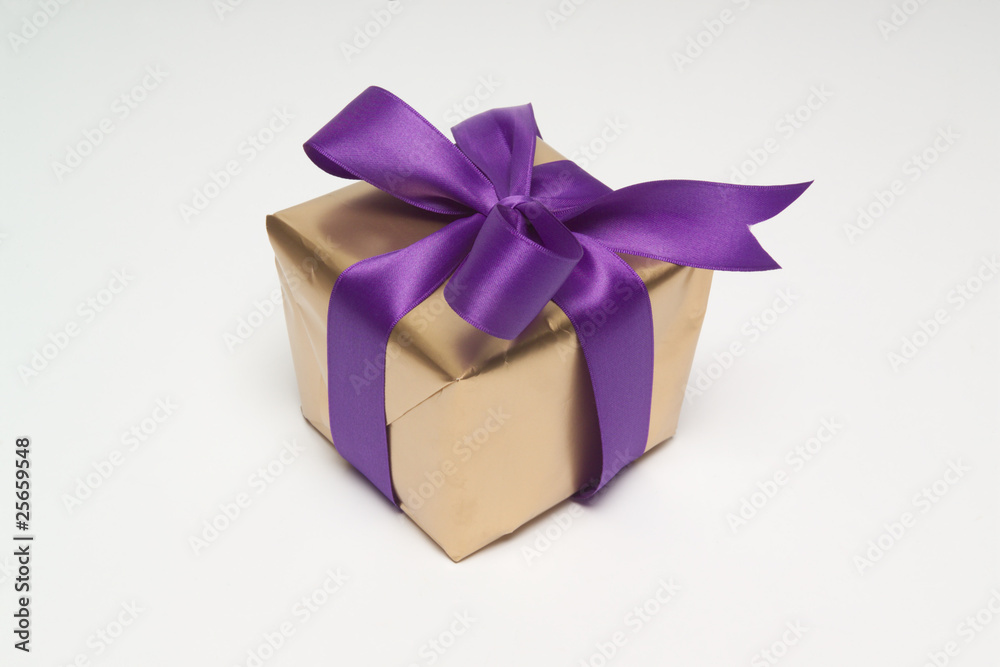 Obraz premium Gift-wrapped present