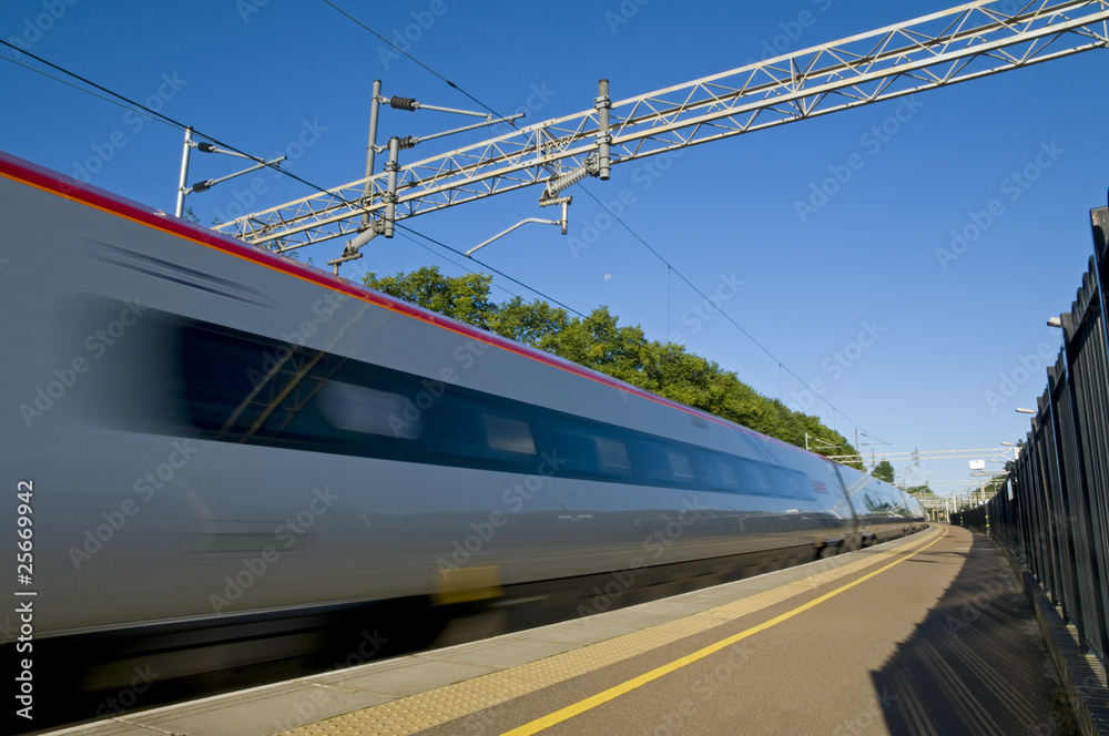 Fototapeta premium British High Speed Train