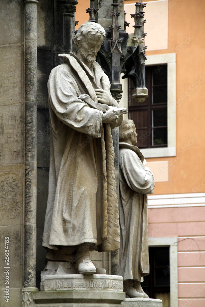 Melanchton-Statue an der Marienkirche in Pirna