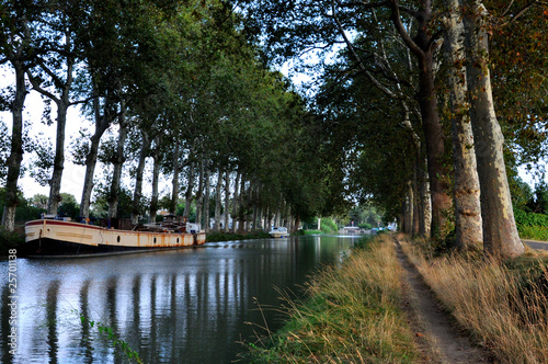péniche sur canal du midi