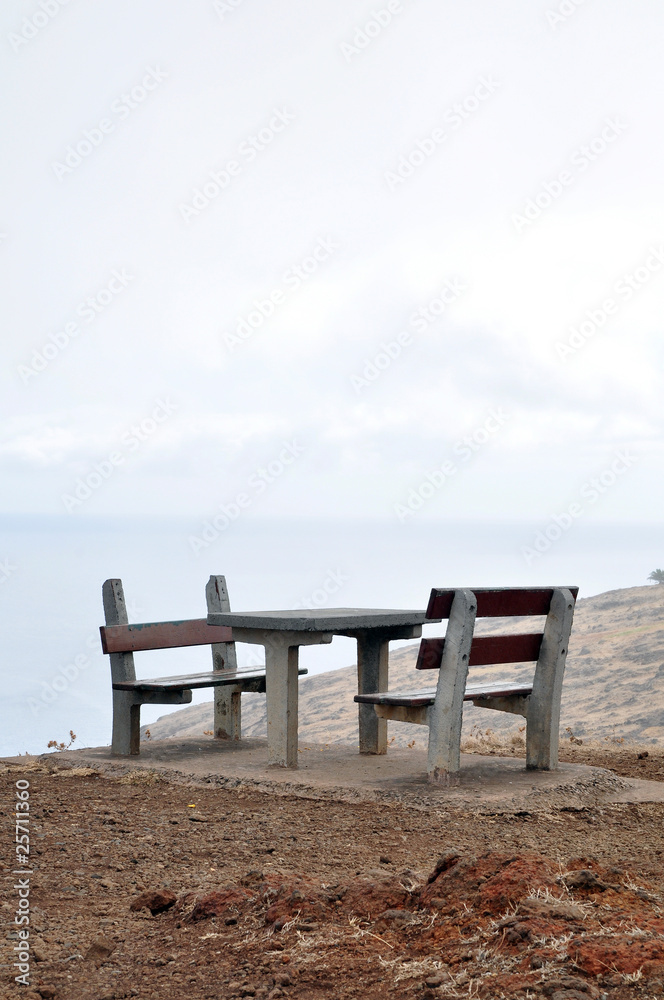 Cadeiras e Mesa na Ilha da Madeira