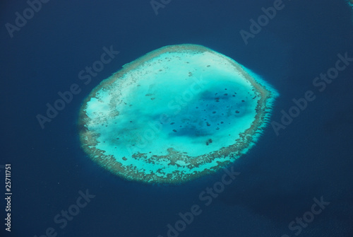 Maldivian atoll photo