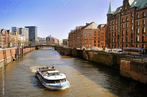 Obraz na płótnie Hamburger Speicherstadt w salonie