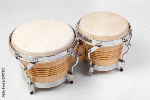 Set of tunable bongos