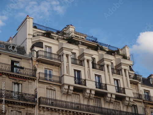 Terrasse sur un toit d'immeuble à Paris