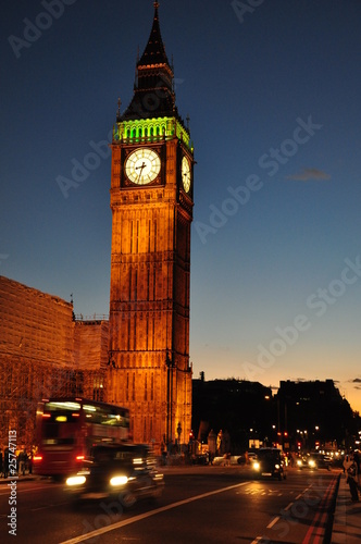 Big Ben in der Dämmerung - London Aug. 2010