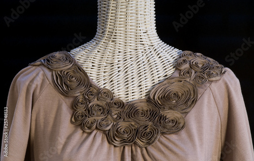 New sculpted flower neckline knit beige top photo