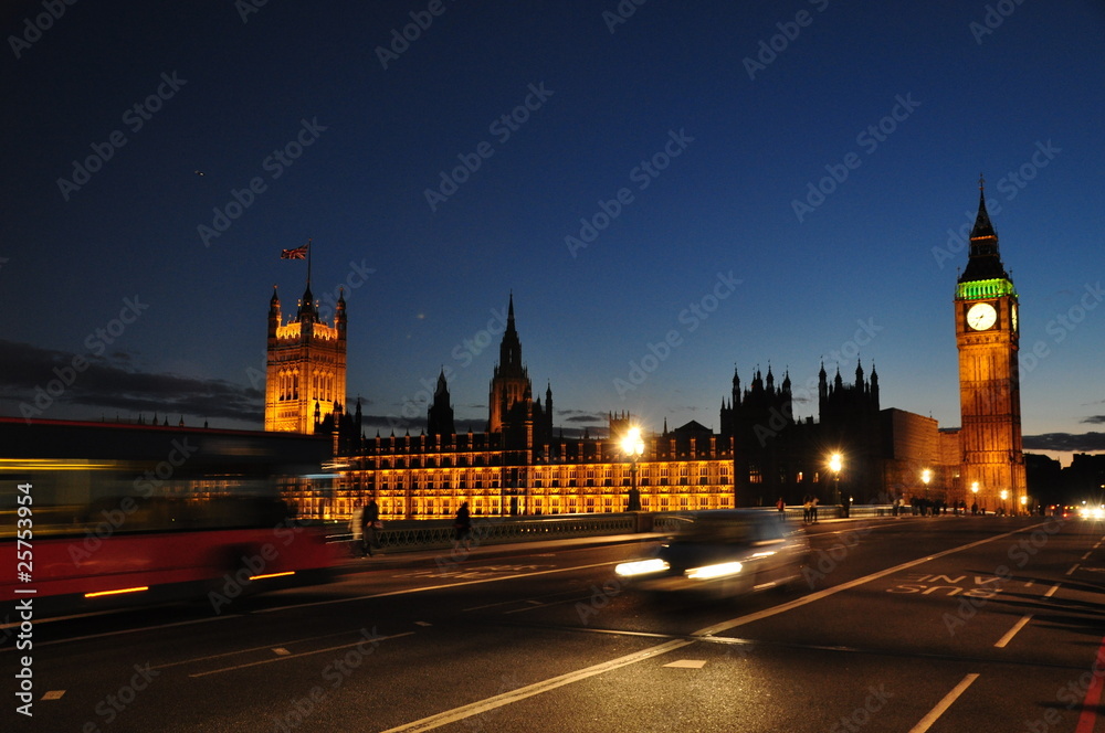 Big Ben in der Dämmerung - London Aug. 2010