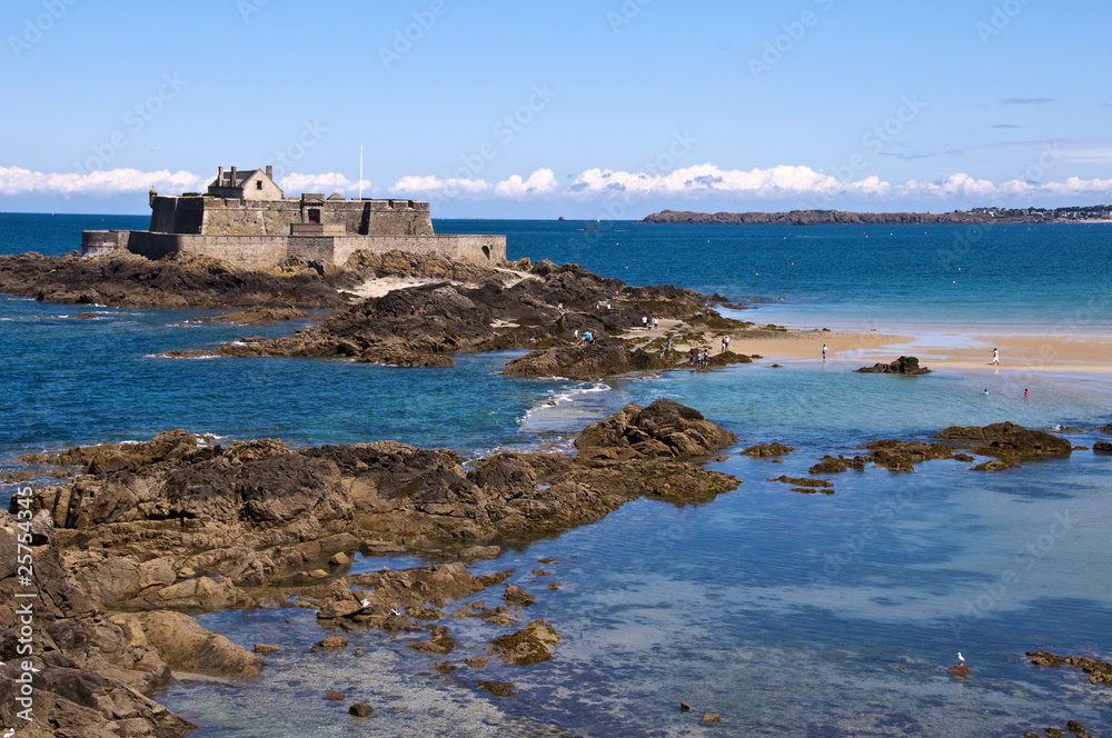Le fort national à Saint Malo - France