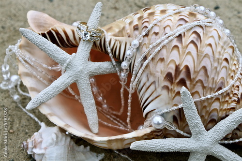 DIamonds and Shells II