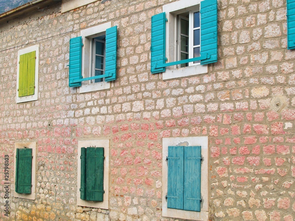 Maison colorée à Kotor