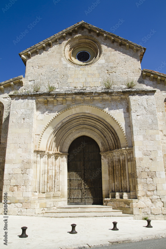 Church of San Miguel, Romanesque transition, thirteenth century.