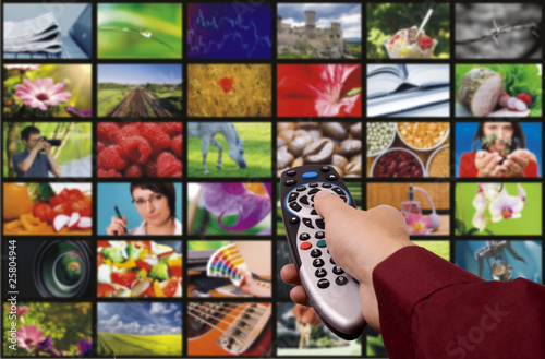 Digital television. Remote control.