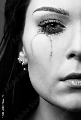 Fototapet crying girl
