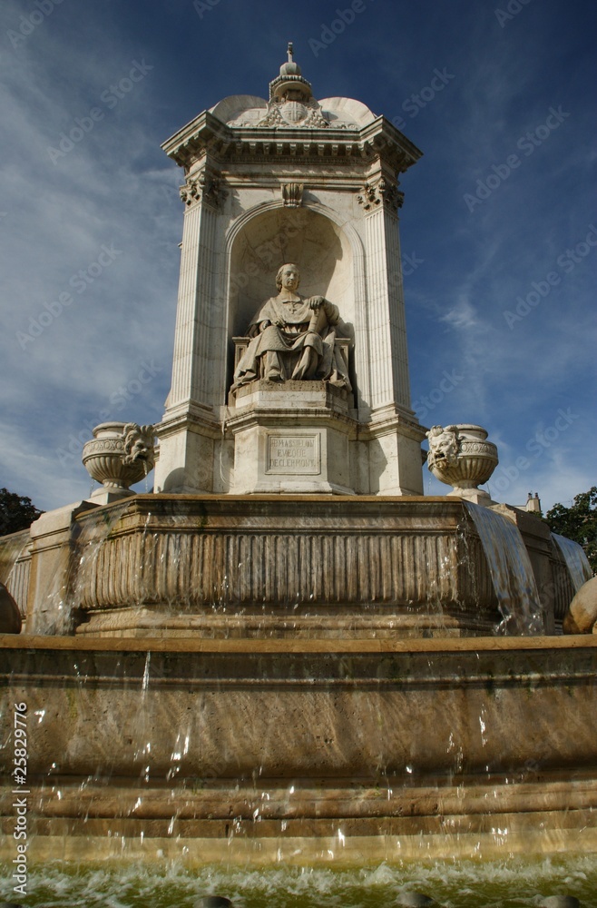 Fototapeta premium Fontaine à Paris
