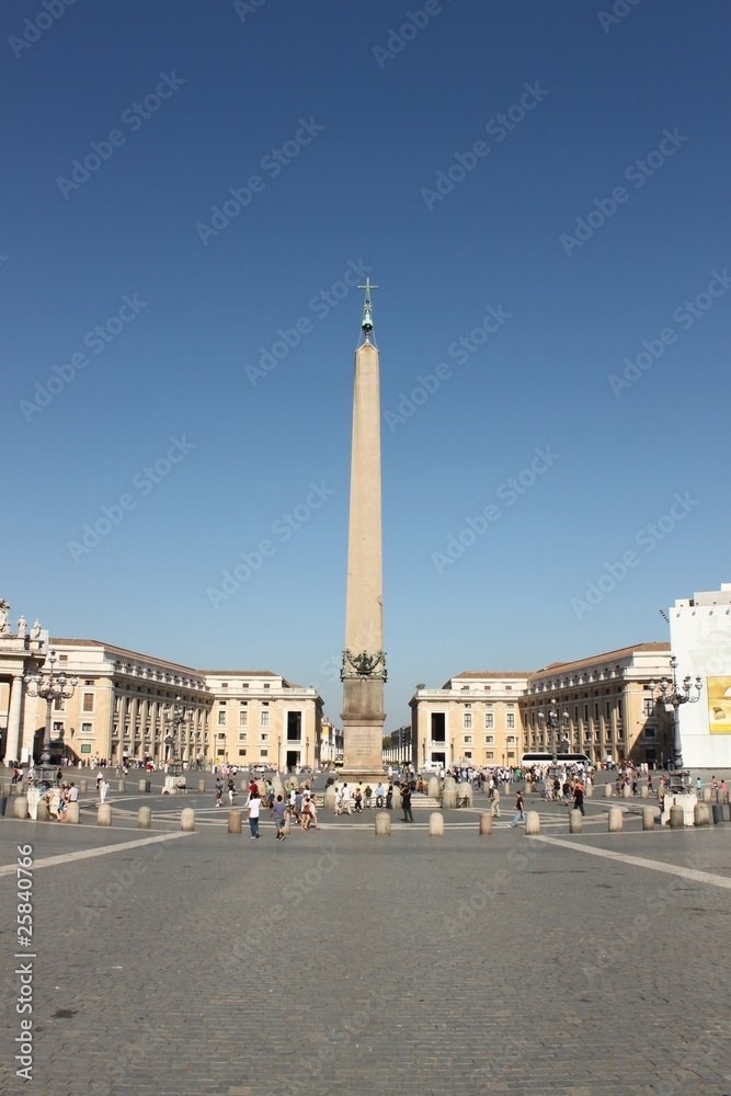 auf dem Petersplatz in Rom