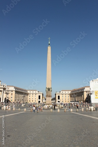 auf dem Petersplatz in Rom © RonnyHeidenblut