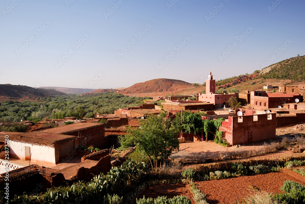 Village berbère sur la route d'Asni