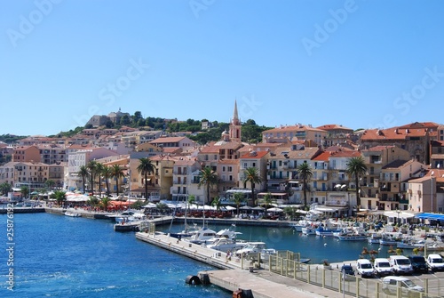 Wallpaper Mural Calvi, Corse. Torontodigital.ca