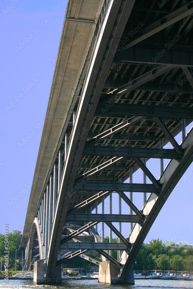 Fototapeta premium Vasterbron Bridge - West Side