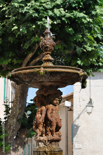 fontaine de Provence 7