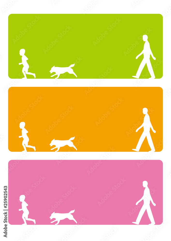 犬の散歩をする親子 犬の散歩をする親子