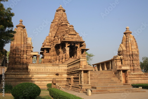 UN TEMPLO EN KHAJURAHO