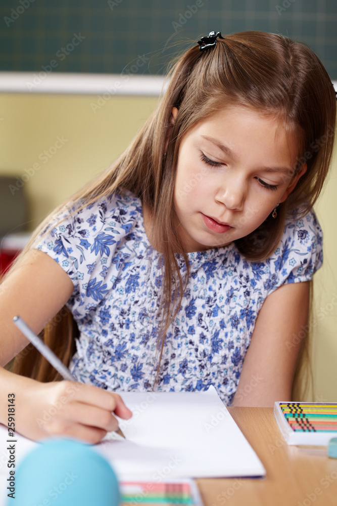 Mädchen in der Grundschule Mädchen in der Grundschule