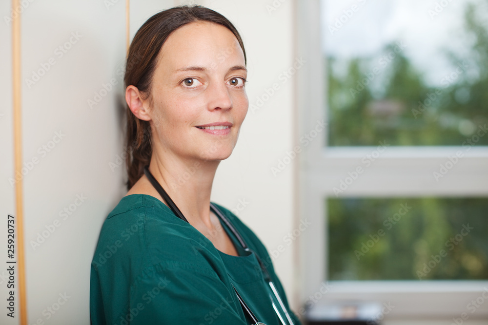 ärztin im krankenhaus ärztin im krankenhaus