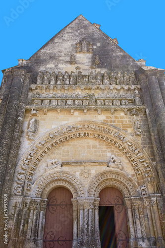 france,85,vouvant : église romane photo