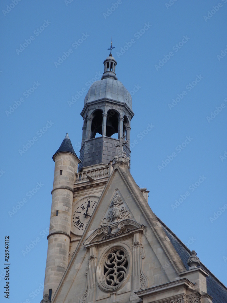 Clocher de l'église Saint Étienne du Mont à Paris