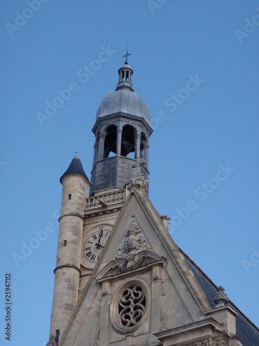 Clocher de l'église Saint Étienne du Mont à Paris © Atlantis