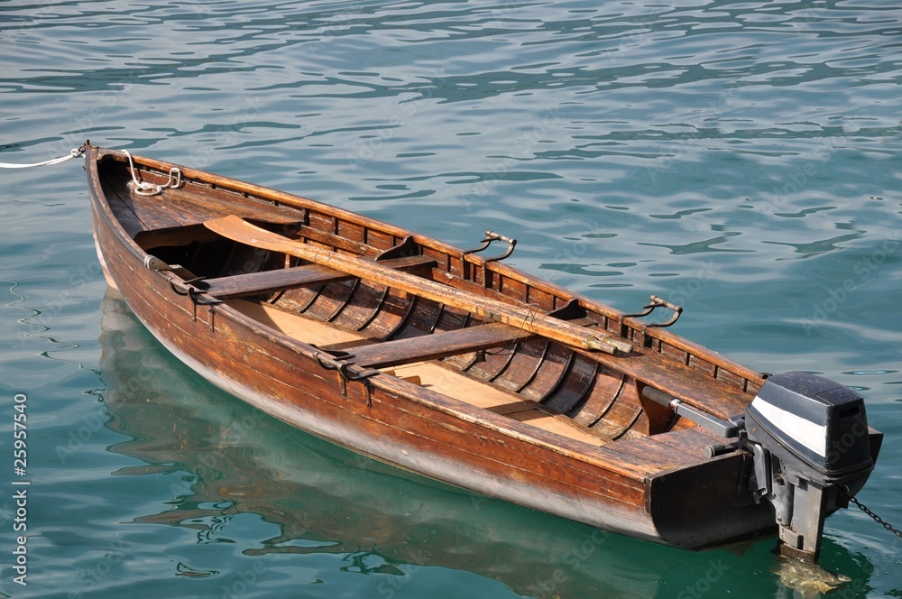 barque en bois