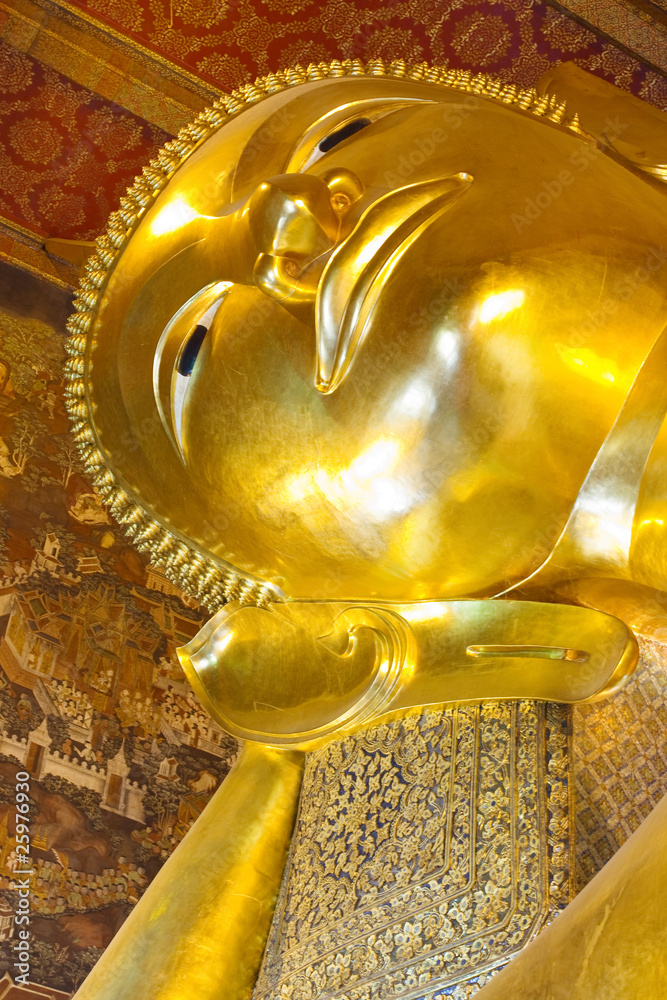 Recling Budha Located in wat pho, Bangkok Thailand