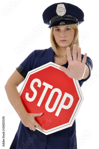 Polizistin mit Stop-Schild © Dan Race