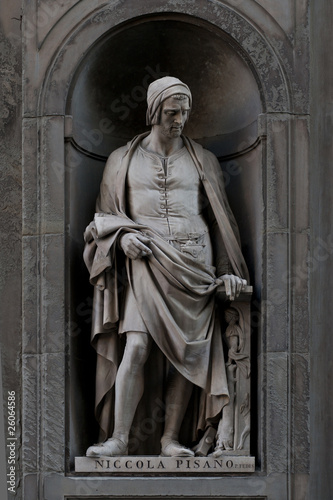 Nicola Pissano statue, Florence photo