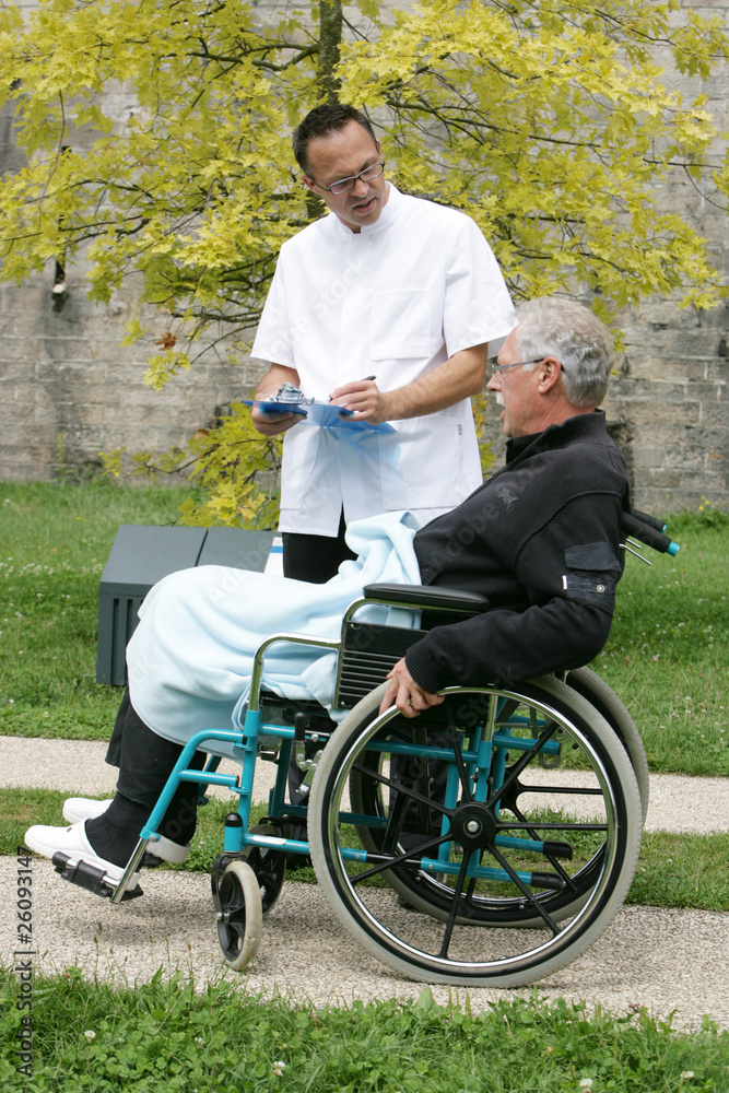 Handicap Extérieur Senior medecin