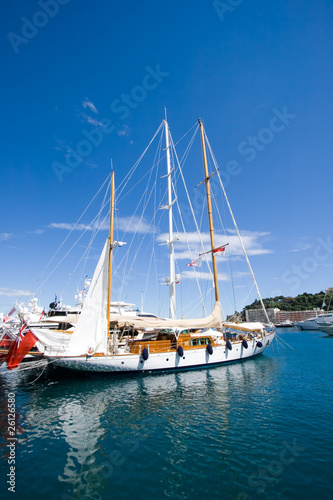 Sail yacht