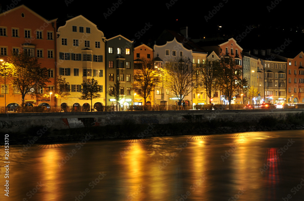 Innsbruck Mariahilf bei Nacht