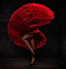 Leinwandbilder Artist KB Leidenschaftliche Flamenco-Tänzerin in Bewegung  © konradbak