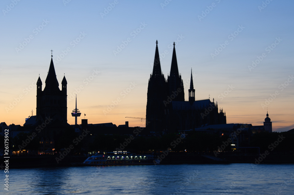 Cologne/Köln in the twilight, Germany