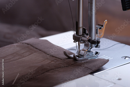 Nadel, Faden, Nähmaschine