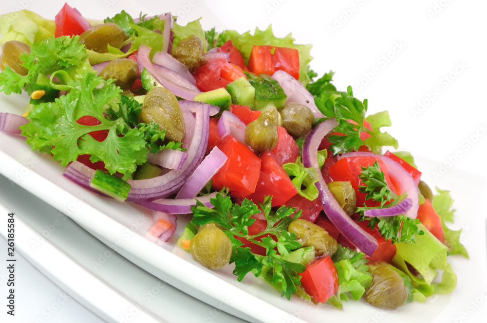 Vegetable salad with capers