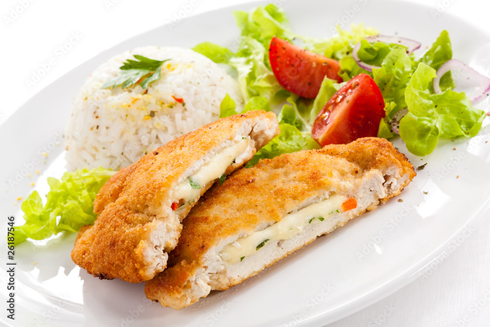 Stuffed turkey fillet with white rice and vegetable salad Stuffed turkey fillet with white rice and vegetable salad