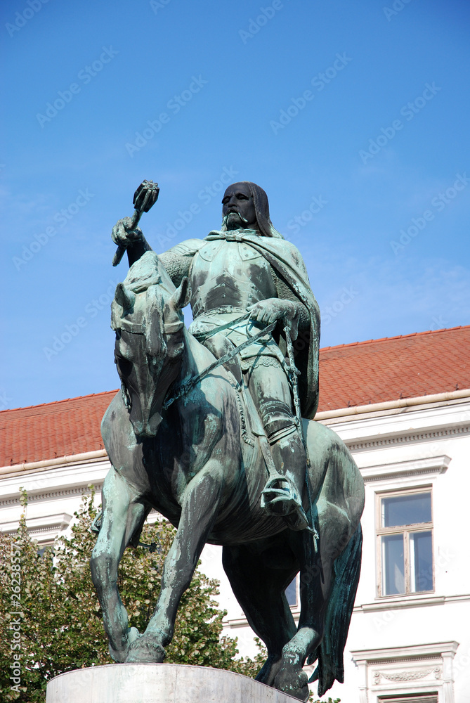 Reiterdenkmal Janos Hunyadi Pécs