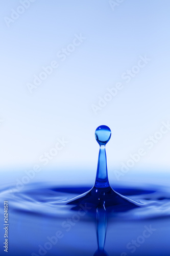 Mid air water droplet