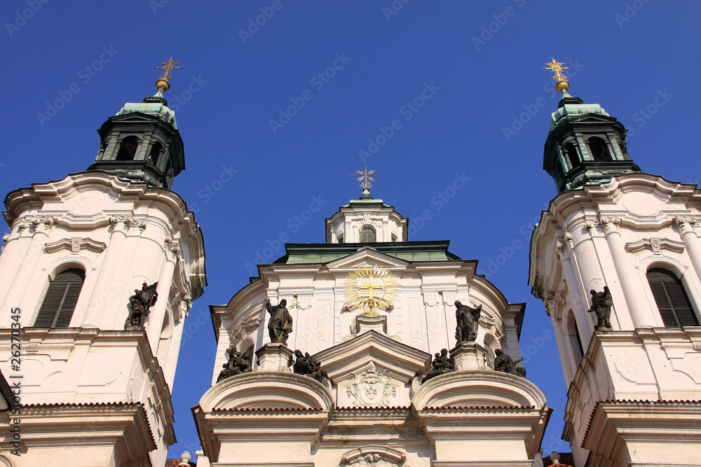 Fototapeta premium Baroque St. Nicholas' Cathedral on the Oldtown Square in Prague