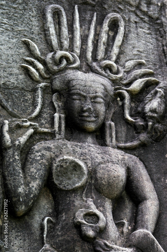 stone carving in angkor wat cambodia