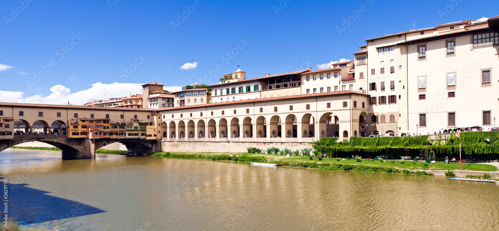 Ponte Vecchio et berges de l'Arno